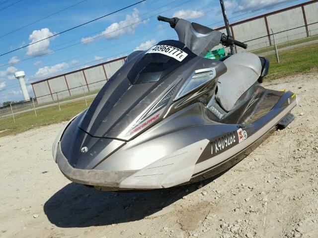 YAMA1634A010 - 2010 YAMAHA WAVERUNNER GRAY photo 2