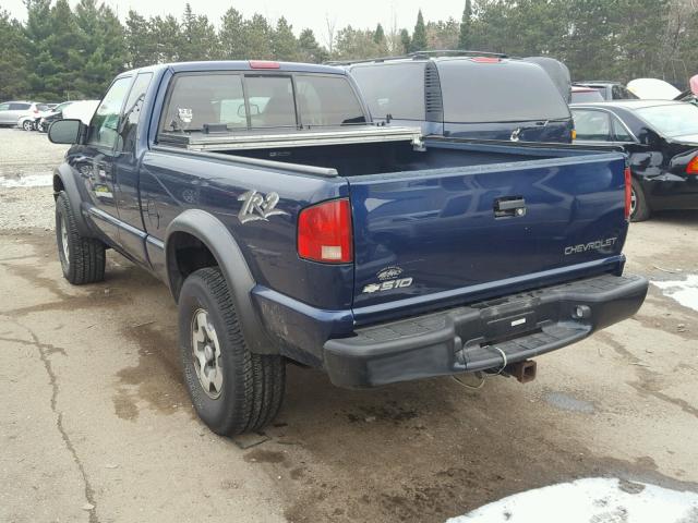 1GCCT19W328119800 - 2002 CHEVROLET S TRUCK BLUE photo 3