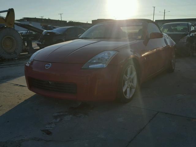 JN1AZ36A85M758036 - 2005 NISSAN 350Z ROADS RED photo 2