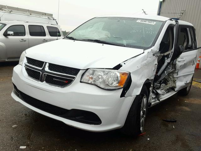 2C4RDGBG9HR844215 - 2017 DODGE GRAND CARA WHITE photo 2