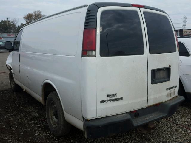 1GCFG15W011130297 - 2001 CHEVROLET EXPRESS G1 WHITE photo 3