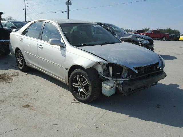 4T1BE32K43U182854 - 2003 TOYOTA CAMRY LE ვერცხლისფერი ფოტო 1