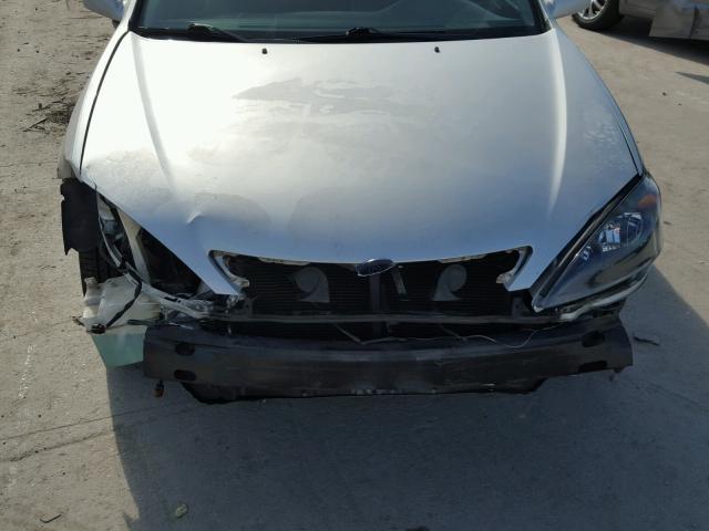 4T1BE32K43U182854 - 2003 TOYOTA CAMRY LE ვერცხლისფერი ფოტო 7