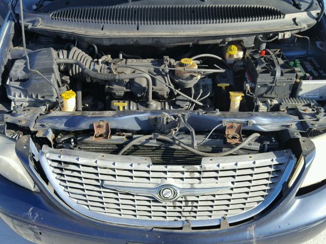 2C8GP74LX2R592294 - 2002 CHRYSLER TOWN & COU 蓝色 照片 7