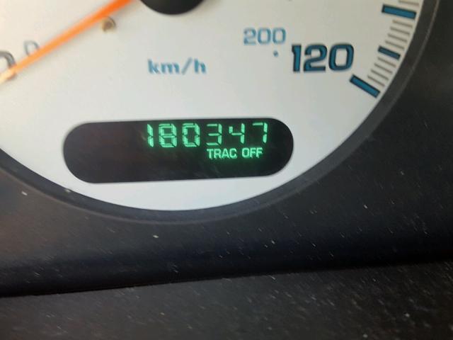 2C8GP74LX2R592294 - 2002 CHRYSLER TOWN & COU 蓝色 照片 8