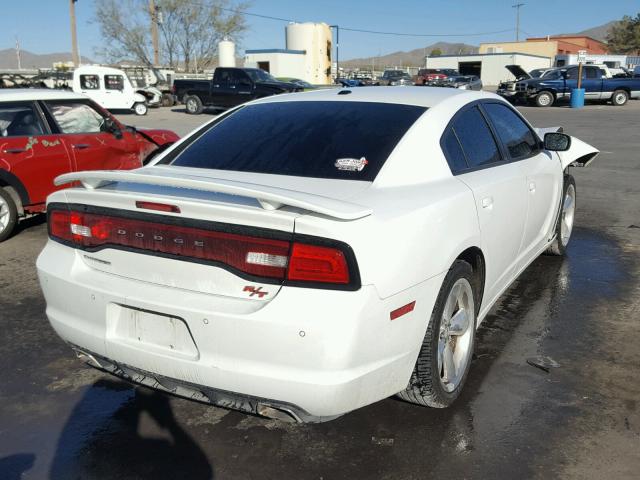 2C3CDXCT0EH230449 - 2014 DODGE CHARGER R/ WHITE photo 4