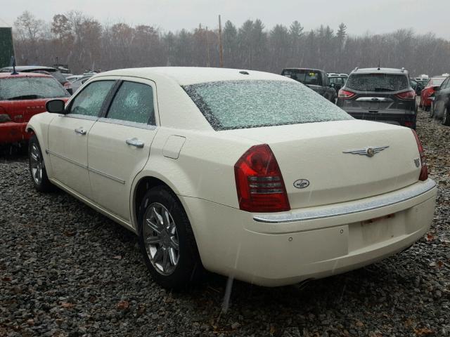 2C3LA63H66H281776 - 2006 CHRYSLER 300C CREAM photo 3