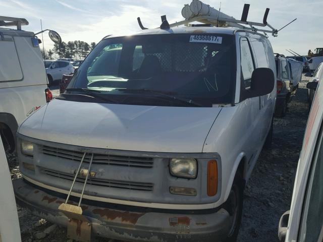 1GCFG25W2W1099616 - 1998 CHEVROLET EXPRESS G2 WHITE photo 2