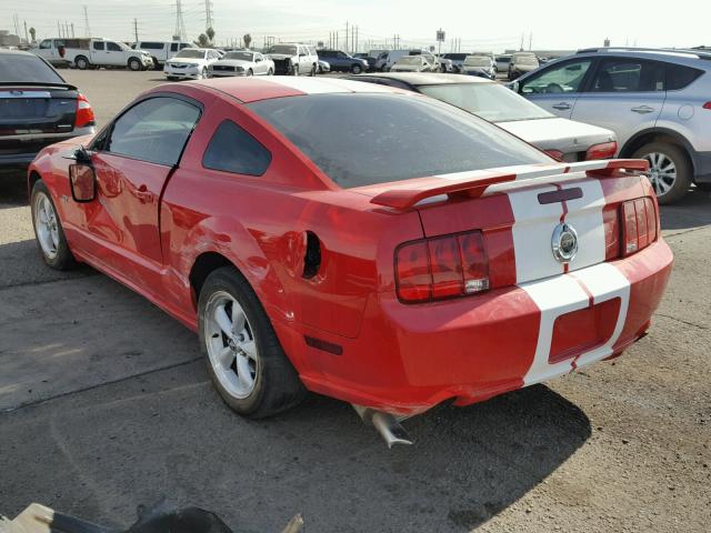 1ZVHT82HX85163519 - 2008 FORD MUSTANG GT RED photo 3