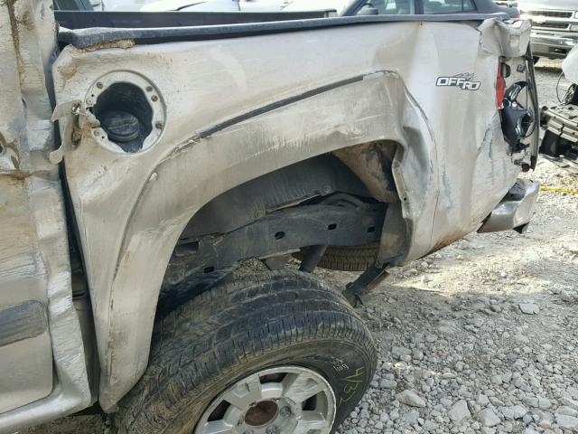 1GTDS13E388105198 - 2008 GMC CANYON GOLD photo 9