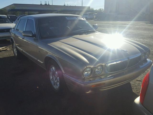 SAJDA14CXYLF17233 - 2000 JAGUAR XJ8 GOLD photo 1