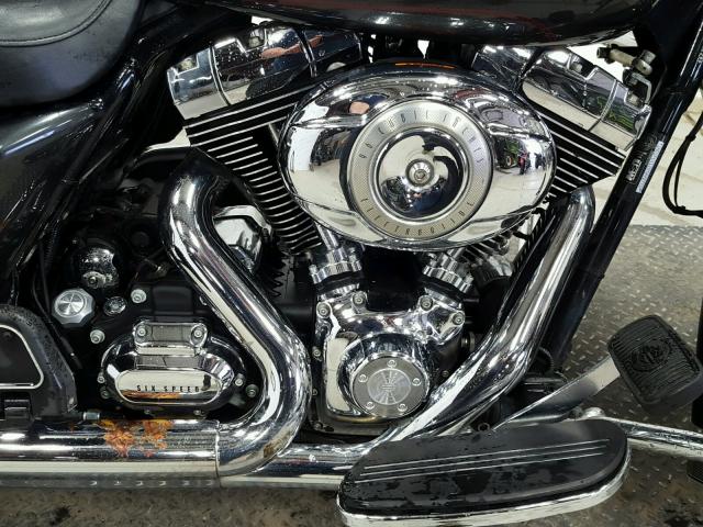 1HD1FC4129Y672775 - 2009 HARLEY-DAVIDSON FLHTCU GRAY photo 5