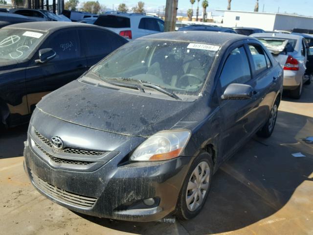 JTDBT903394054395 - 2009 TOYOTA YARIS GRAY photo 2