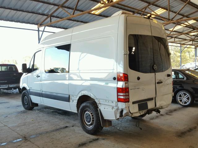 8BTPE7DD7GE128537 - 2016 MERCEDES-BENZ SPRINTER 2 WHITE photo 3