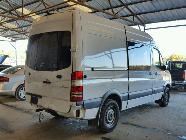 8BTPE7DD7GE128537 - 2016 MERCEDES-BENZ SPRINTER 2 WHITE photo 4