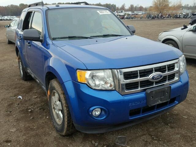 1FMCU9DG2BKA26650 - 2011 FORD ESCAPE XLT BLUE photo 1