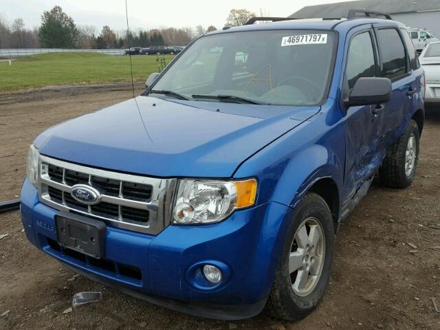 1FMCU9DG2BKA26650 - 2011 FORD ESCAPE XLT BLUE photo 2