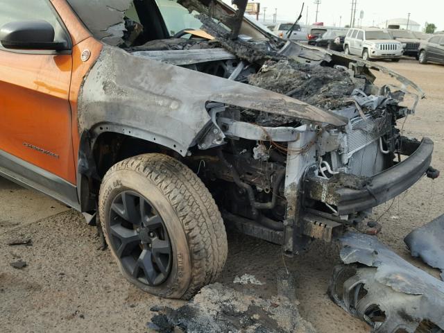 1C4PJMBS3GW345080 - 2016 JEEP CHEROKEE T ORANGE photo 9