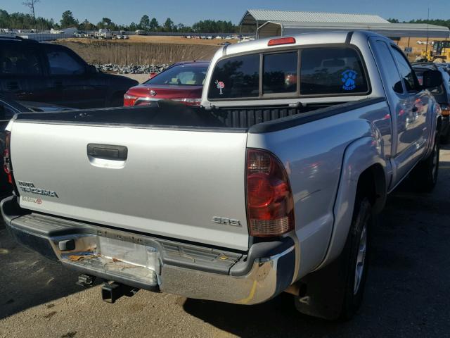 5TEUX42N77Z390571 - 2007 TOYOTA TACOMA ACC SILVER photo 4
