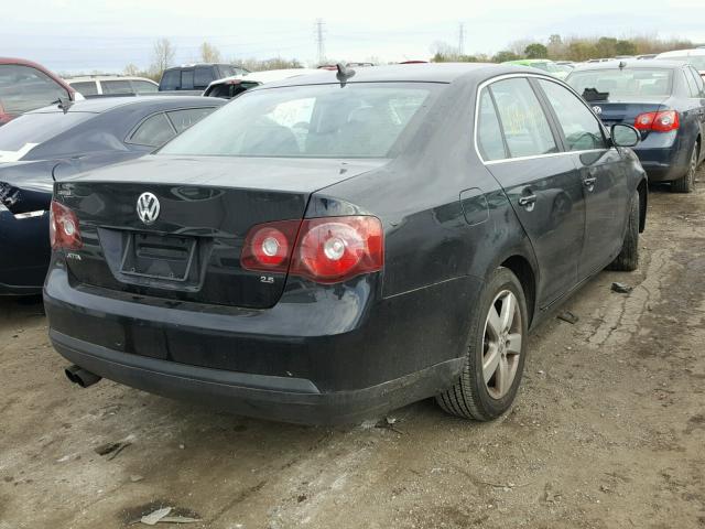 3VWRM71K48M012212 - 2008 VOLKSWAGEN JETTA SE BLACK photo 4