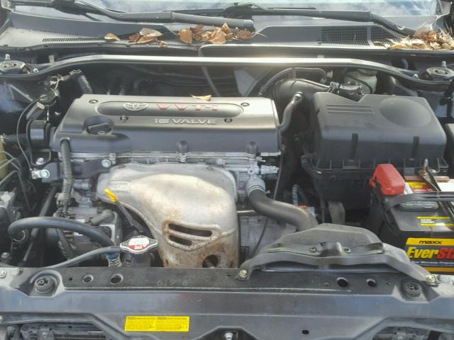 JTDBE32K520028020 - 2002 TOYOTA CAMRY LE შავი ფოტო 7