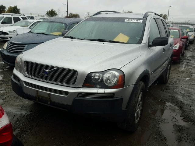 YV1CZ592651154454 - 2005 VOLVO XC90 SILVER photo 2