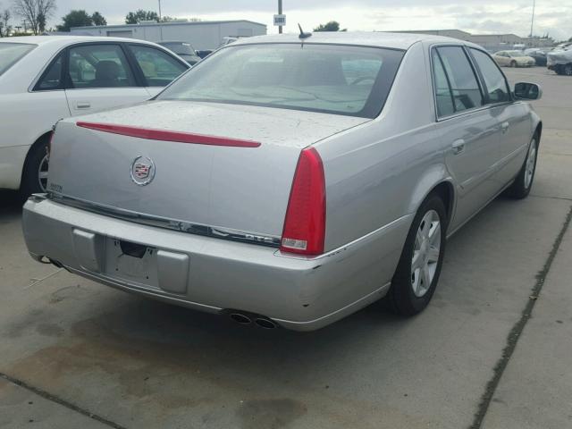 1G6KD57Y96U237077 - 2006 CADILLAC DTS SILVER photo 4