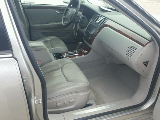 1G6KD57Y96U237077 - 2006 CADILLAC DTS SILVER photo 5