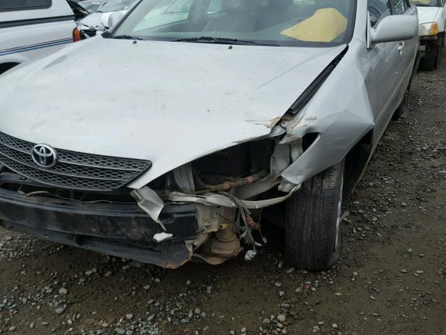 4T1BF30K93U559906 - 2003 TOYOTA CAMRY LE 银色 照片 9