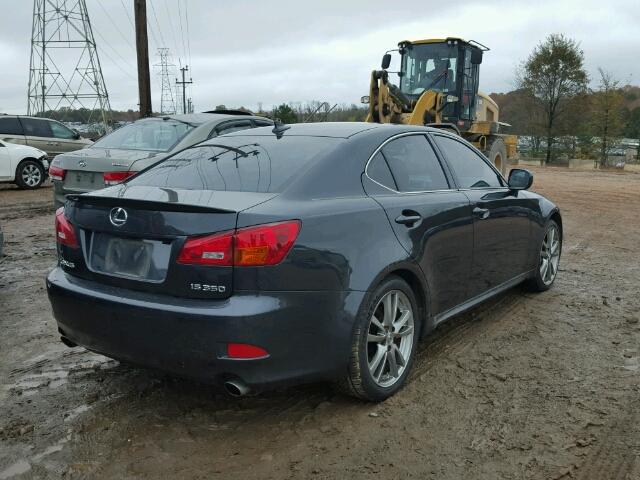 JTHBE262885021738 - 2008 LEXUS IS 350 GRAY photo 4