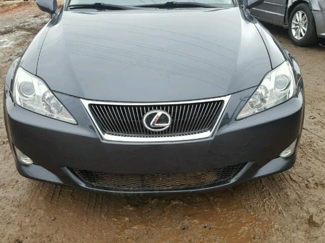 JTHBE262885021738 - 2008 LEXUS IS 350 GRAY photo 9