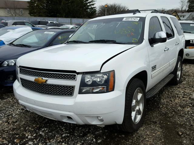 1GNSCBE04BR272478 - 2011 CHEVROLET TAHOE C150 WHITE photo 2