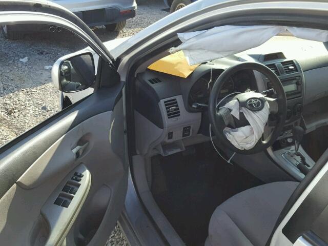 JTDBU4EE5C9173280 - 2012 TOYOTA COROLLA BA SILVER photo 9