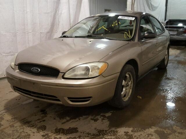 1FAFP53224A169376 - 2004 FORD TAURUS SE GOLD photo 2