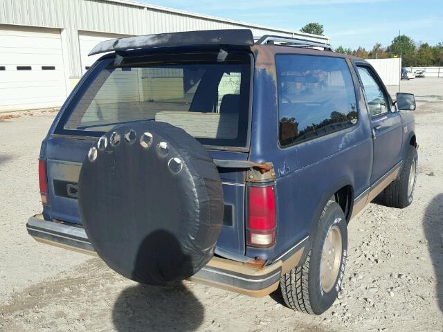 1GNCT18R5J0175589 - 1988 CHEVROLET BLAZER S10 BLUE photo 4