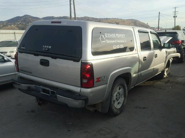 2GCEK13T261200628 - 2006 CHEVROLET SILVERADO GRAY photo 4