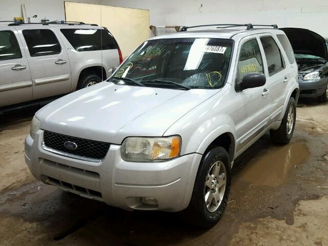 1FMCU04173KB03988 - 2003 FORD ESCAPE LIM SILVER photo 2