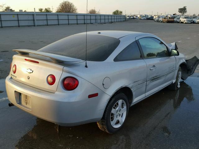 1G1AL18F787142688 - 2008 CHEVROLET COBALT LT SILVER photo 4