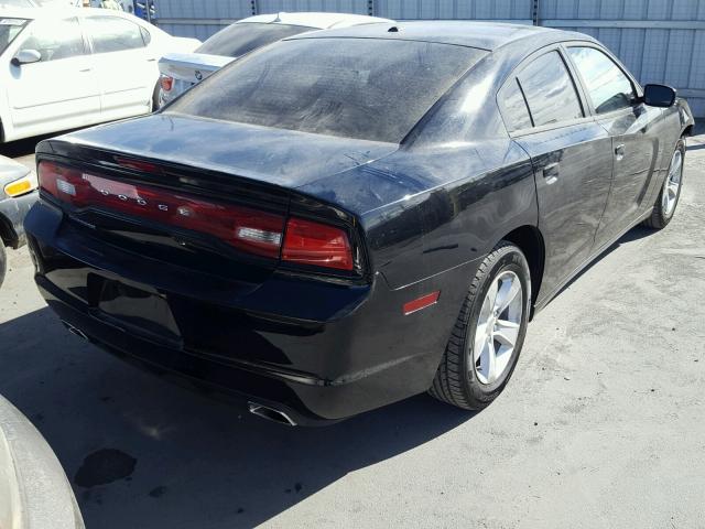 2C3CDXBG7EH370602 - 2014 DODGE CHARGER SE BLACK photo 4