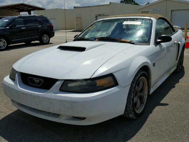 1FAFP45X04F100174 - 2004 FORD MUSTANG GT WHITE photo 2