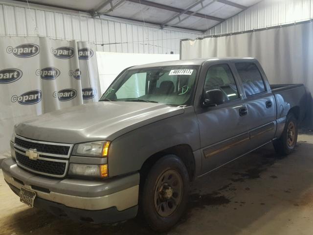 2GCEC13VX71134118 - 2007 CHEVROLET SILVERADO GRAY photo 2