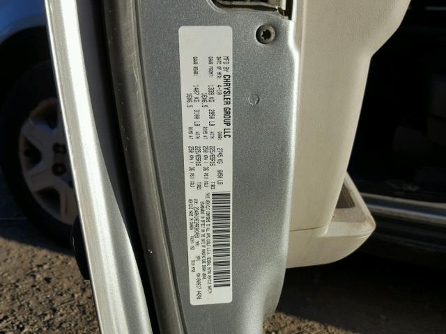 2D4RN1AE2AR303459 - 2010 DODGE GRAND CARA SILVER photo 10