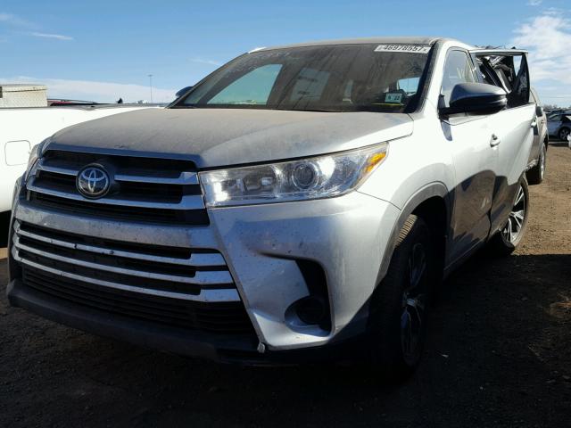 5TDBZRFH2HS412638 - 2017 TOYOTA HIGHLANDER GRAY photo 2