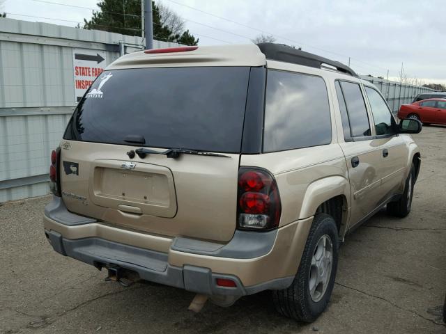 1GNET16S266165668 - 2006 CHEVROLET TRAILBLAZE GOLD photo 4