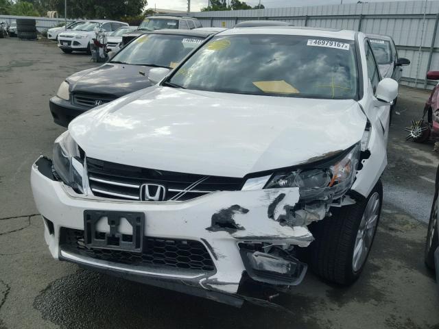 1HGCR2F78FA183459 - 2015 HONDA ACCORD EX WHITE photo 2