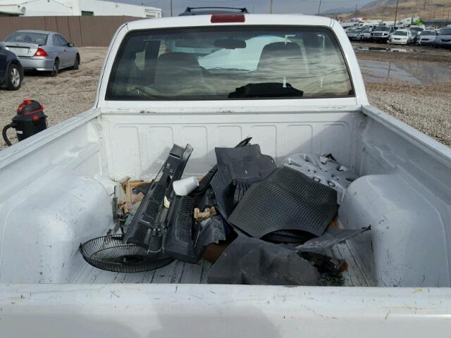 1GCCS19W6Y8313717 - 2000 CHEVROLET S TRUCK S1 WHITE photo 6