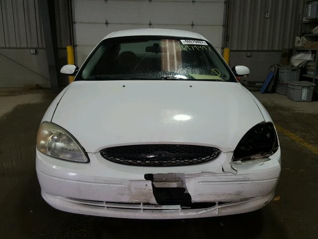 1FAFP55U72A166209 - 2002 FORD TAURUS SES WHITE photo 9