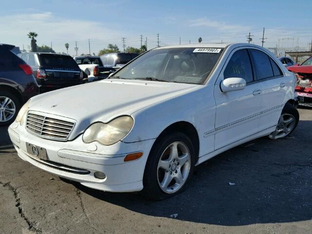 WDBRF64J01F060269 - 2001 MERCEDES-BENZ C 320 WHITE photo 2