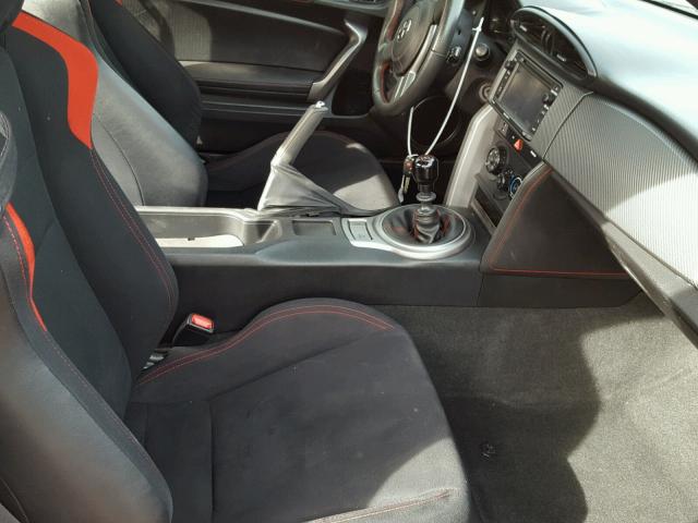 JF1ZNAA11F9700884 - 2015 TOYOTA SCION FR-S წითელი ფოტო 5