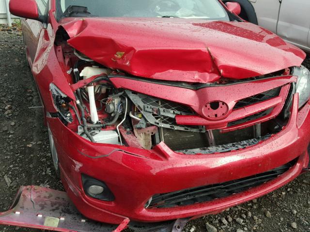 5YFBU4EE1DP176253 - 2013 TOYOTA COROLLA BA RED photo 9